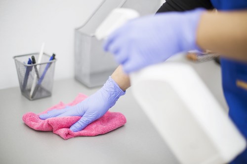 Post-construction bathroom cleaning in a W1T property