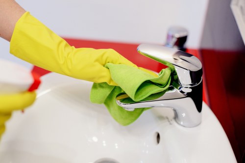 Kitchen deep clean during a tenancy handover in W1T