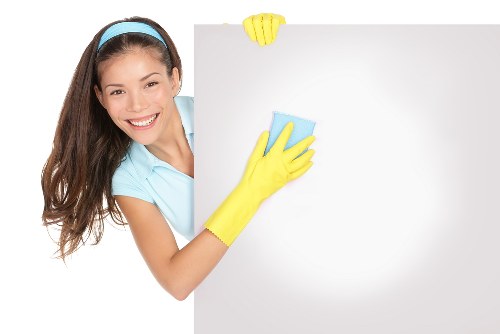 Before-and-after style deep cleaning attention in a W1T property